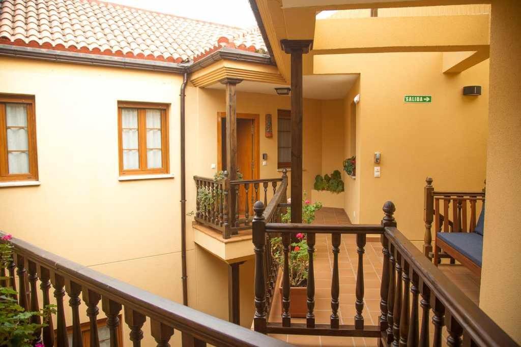 Cumbres De Los Picos Apartamento La Yedra Poo  Exterior photo